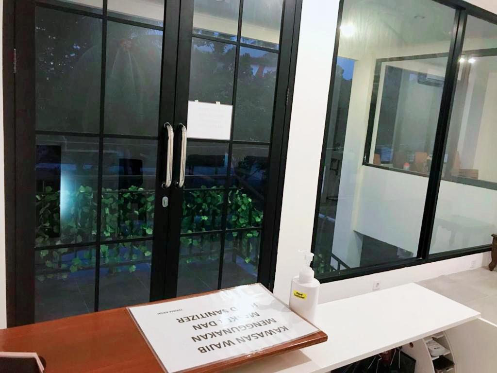 Nyenyak Mrt Lebak Bulus Simatupang Hotel Jacarta Exterior foto